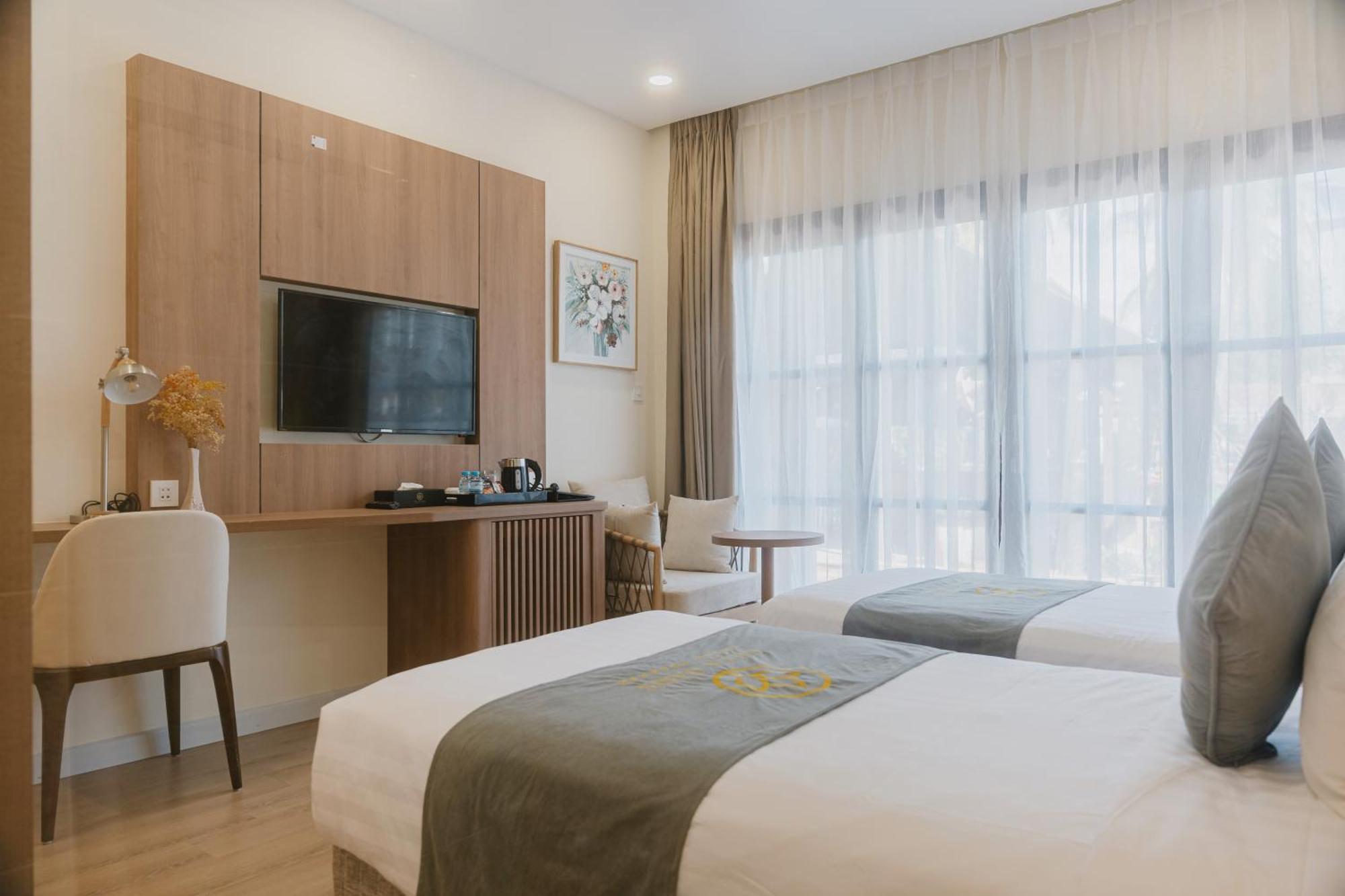 Deluxe Twin Room